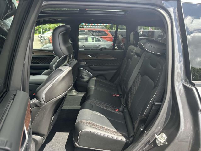 2023 Jeep Grand Cherokee 4xe Summit 4x4