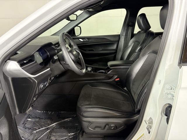 2023 Jeep Grand Cherokee L Altitude 2023 Jeep Grand Cherokee L Altitude