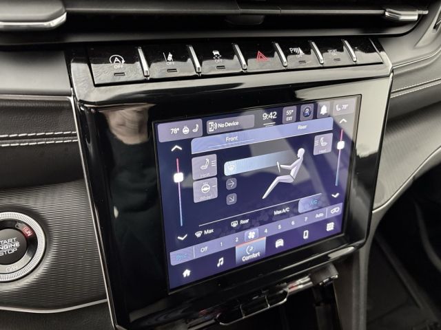 2023 Jeep Grand Cherokee L Altitude 2023 Jeep Grand Cherokee L Altitude