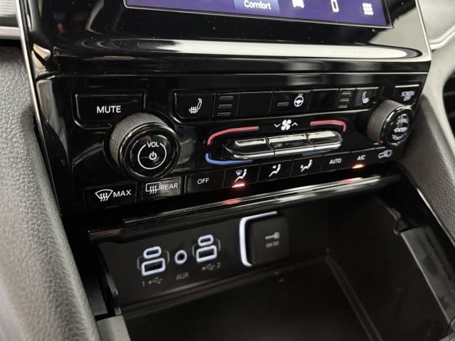 2023 Jeep Grand Cherokee L Altitude 2023 Jeep Grand Cherokee L Altitude