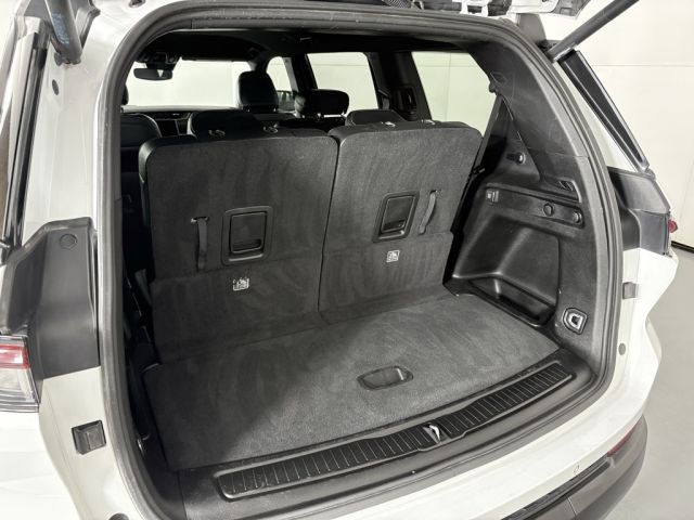 2023 Jeep Grand Cherokee L Altitude 2023 Jeep Grand Cherokee L Altitude