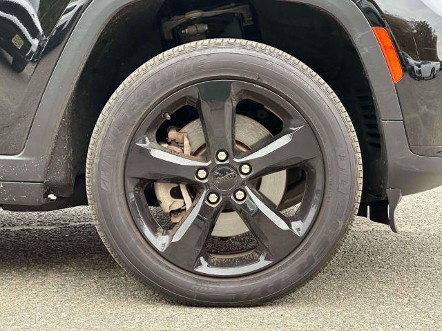 2023 Jeep Grand Cherokee L Altitude 4x4 2023 Jeep Grand Cherokee L Altitude 4x4