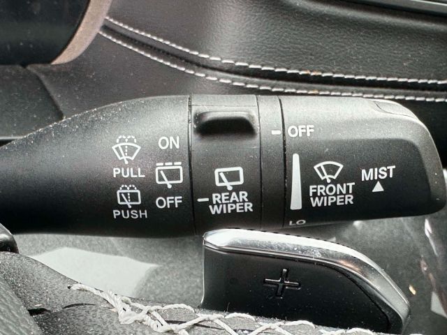 2023 Jeep Grand Cherokee L Altitude 4x4 2023 Jeep Grand Cherokee L Altitude 4x4