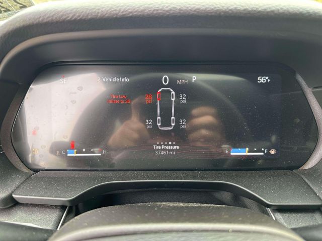 2023 Jeep Grand Cherokee L Altitude 4x4 2023 Jeep Grand Cherokee L Altitude 4x4