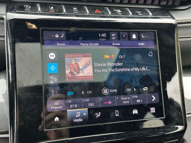 2023 Jeep Grand Cherokee L Altitude 4x4 2023 Jeep Grand Cherokee L Altitude 4x4