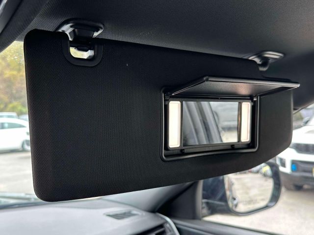 2023 Jeep Grand Cherokee L Altitude 4x4 2023 Jeep Grand Cherokee L Altitude 4x4