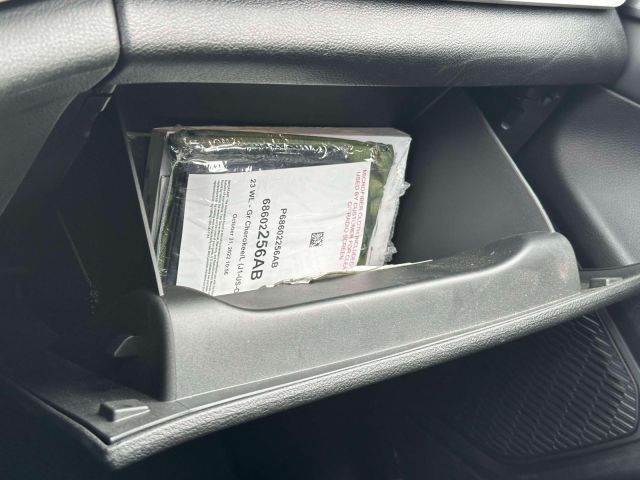 2023 Jeep Grand Cherokee L Altitude 4x4 2023 Jeep Grand Cherokee L Altitude 4x4