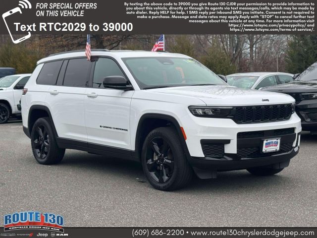 2023 Jeep Grand Cherokee L Altitude 4x4 2023 Jeep Grand Cherokee L Altitude 4x4