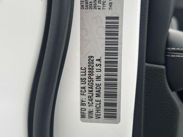 2023 Jeep Grand Cherokee L Altitude 4x4 2023 Jeep Grand Cherokee L Altitude 4x4