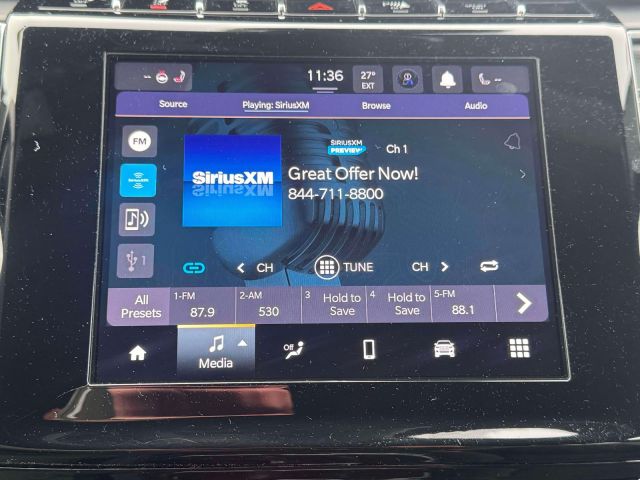 2023 Jeep Grand Cherokee L Altitude 4x4 2023 Jeep Grand Cherokee L Altitude 4x4