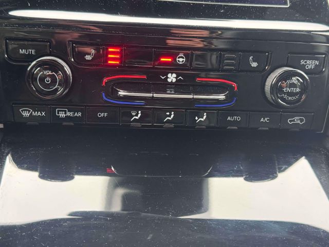 2023 Jeep Grand Cherokee L Altitude 4x4 2023 Jeep Grand Cherokee L Altitude 4x4