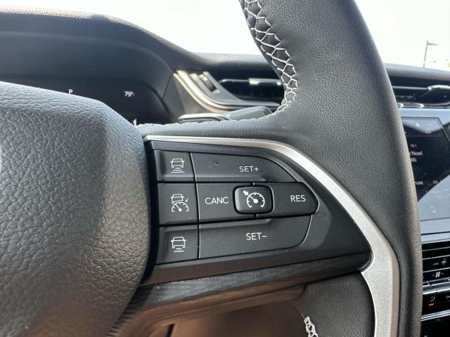 2023 Jeep Grand Cherokee L Altitude 4x4