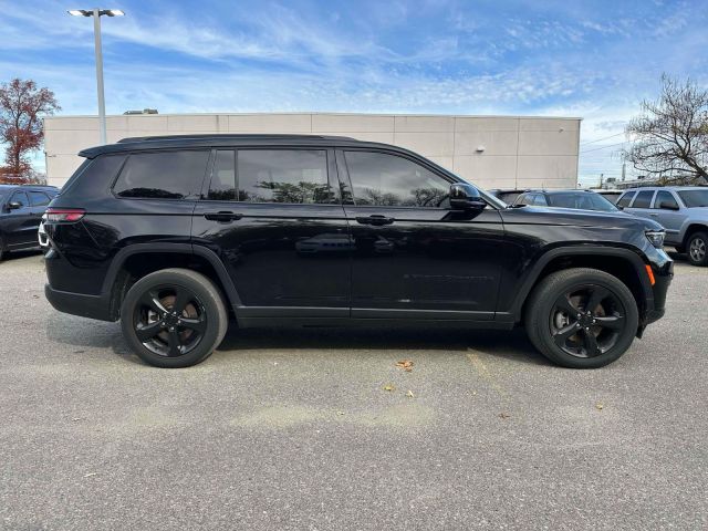 2023 Jeep Grand Cherokee L Altitude 4x4 2023 Jeep Grand Cherokee L Altitude 4x4