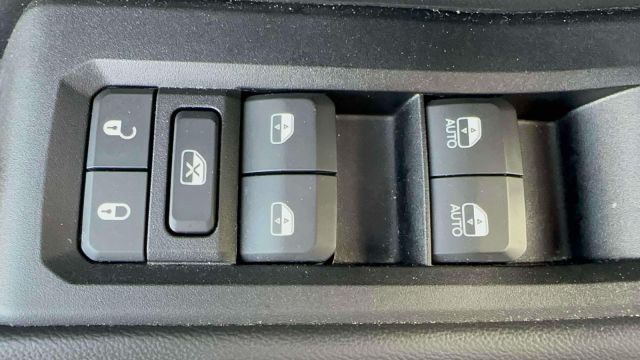 2023 Jeep Grand Cherokee L Altitude 4x4 2023 Jeep Grand Cherokee L Altitude 4x4