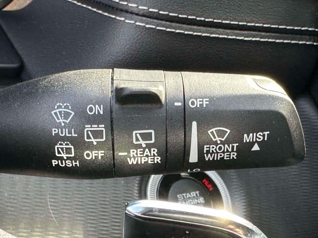 2023 Jeep Grand Cherokee L Altitude 4x4 2023 Jeep Grand Cherokee L Altitude 4x4