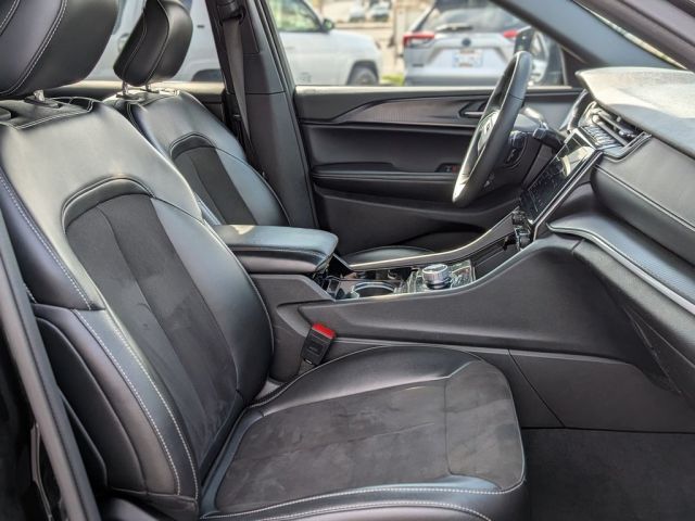 2023 Jeep Grand Cherokee L Altitude 2023 Jeep Grand Cherokee L Altitude