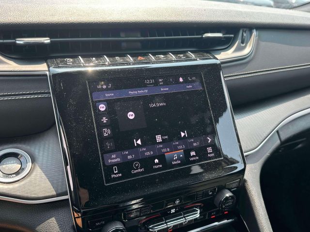 2023 Jeep Grand Cherokee L Altitude 4x4