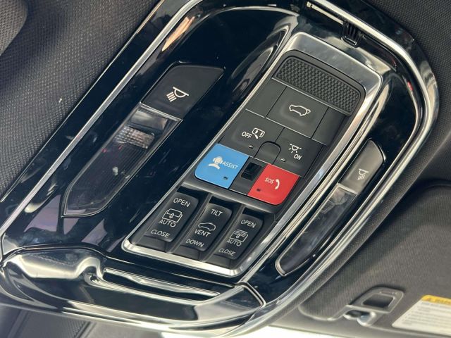 2023 Jeep Grand Cherokee L Overland 4x4 2023 Jeep Grand Cherokee L Overland 4x4