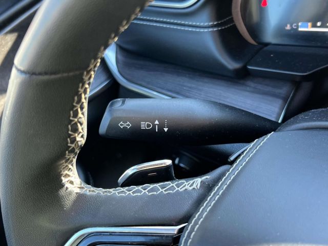 2023 Jeep Grand Cherokee L Overland 4x4 2023 Jeep Grand Cherokee L Overland 4x4