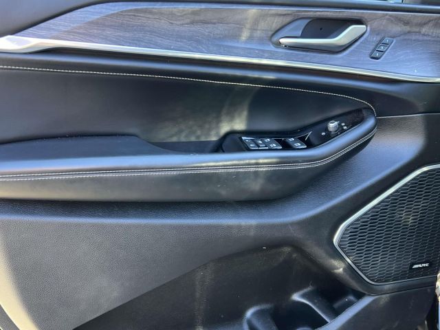 2023 Jeep Grand Cherokee L Overland 4x4 2023 Jeep Grand Cherokee L Overland 4x4