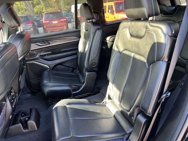 2023 Jeep Grand Cherokee L Overland 4x4 2023 Jeep Grand Cherokee L Overland 4x4