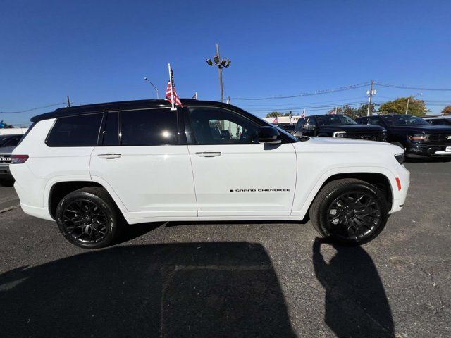 2023 Jeep Grand Cherokee L Summit 2023 Jeep Grand Cherokee L Summit