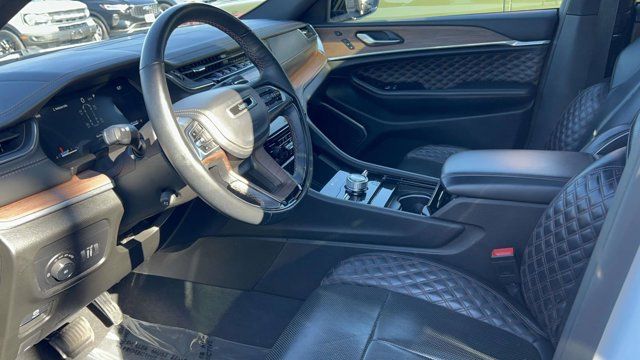 2023 Jeep Grand Cherokee L Summit 2023 Jeep Grand Cherokee L Summit