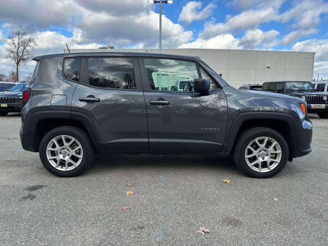 2023 Jeep Renegade Latitude 4x4 2023 Jeep Renegade Latitude 4x4