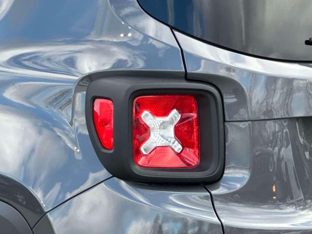 2023 Jeep Renegade Latitude 4x4 2023 Jeep Renegade Latitude 4x4