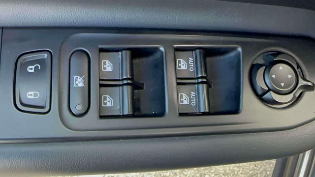 2023 Jeep Renegade Latitude 4x4 2023 Jeep Renegade Latitude 4x4