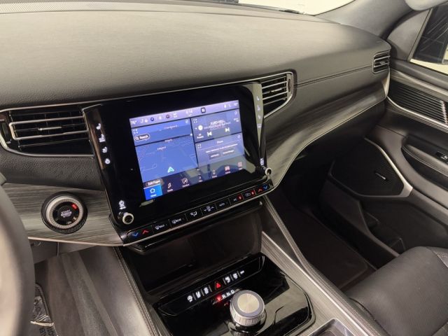 2023 Jeep Wagoneer L Series II 2023 Jeep Wagoneer L Series II