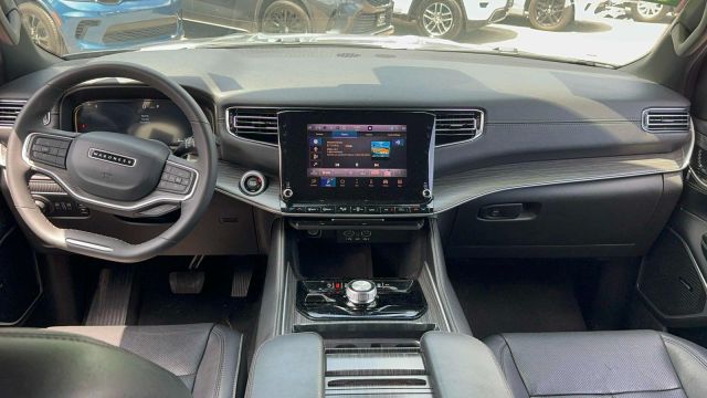 2023 Jeep Wagoneer L Series II 4x4