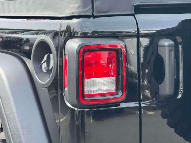 2023 Jeep Wrangler Willys 4 Door 4x4