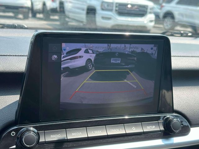 2023 Kia Forte LXS IVT