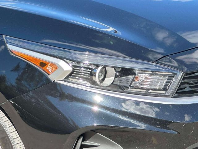 2023 Kia Forte LXS IVT