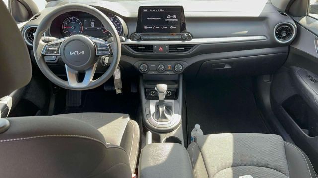 2023 Kia Forte LXS IVT