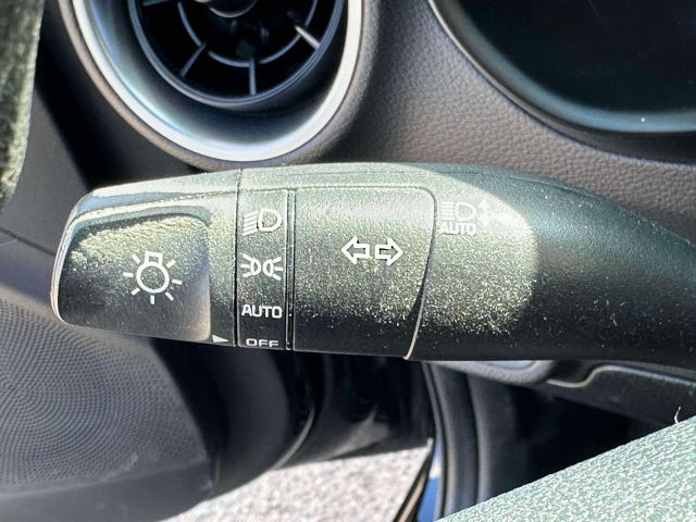 2023 Kia Forte LXS IVT