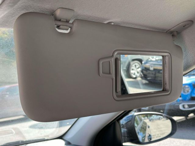 2023 Kia Forte LXS IVT