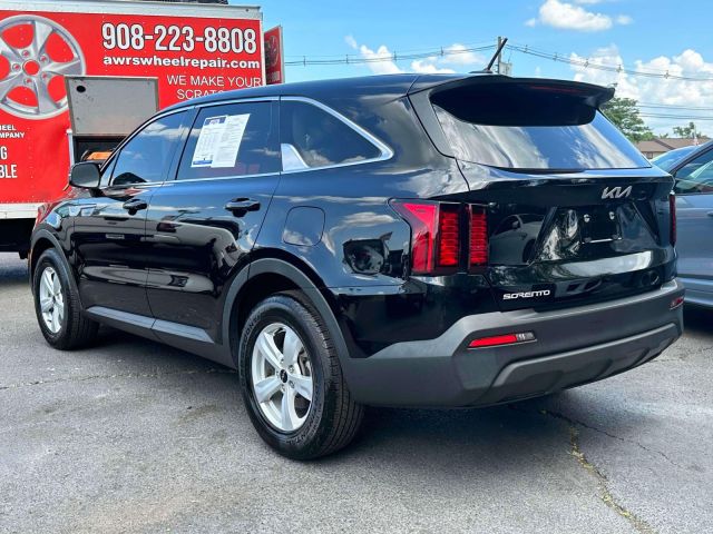 2023 Kia Sorento LX FWD