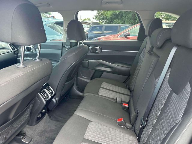 2023 Kia Sorento LX FWD