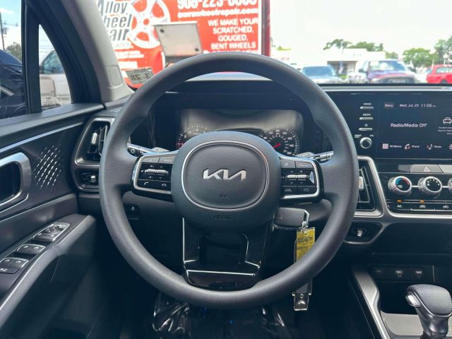 2023 Kia Sorento LX FWD