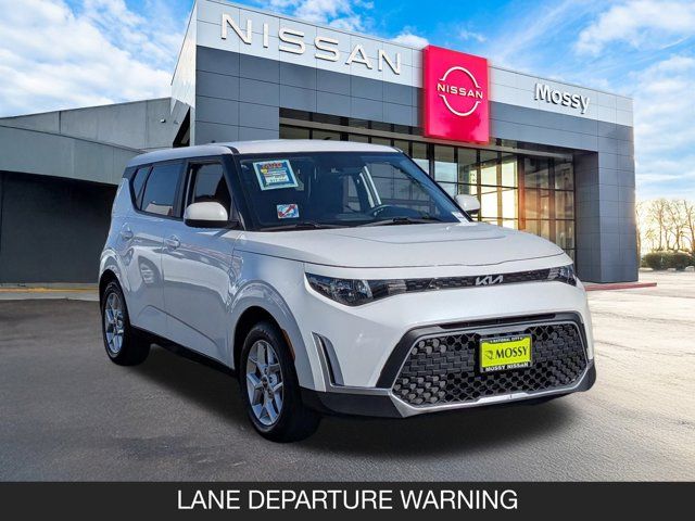 2023 Kia Soul LX 2023 Kia Soul LX