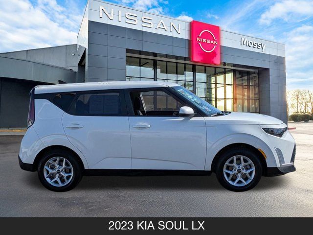 2023 Kia Soul LX 2023 Kia Soul LX