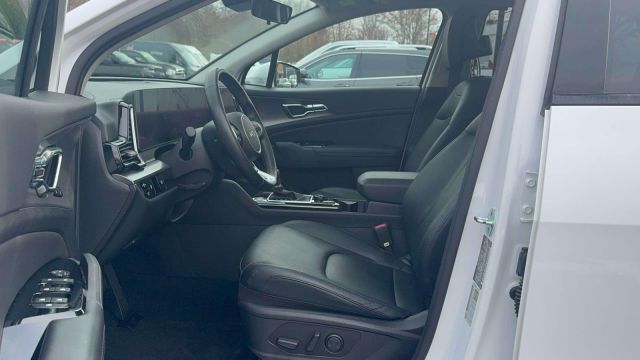 2023 Kia Sportage SX FWD 2023 Kia Sportage SX FWD