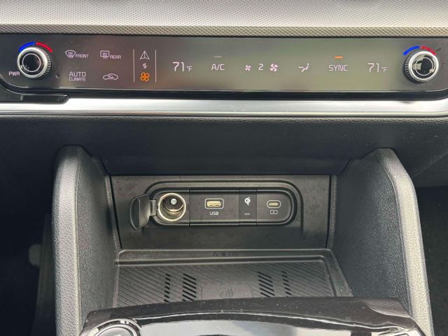 2023 Kia Sportage SX FWD 2023 Kia Sportage SX FWD