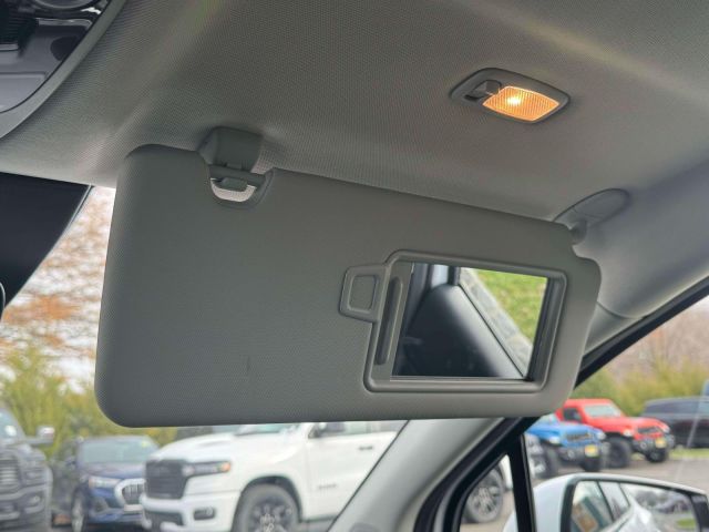 2023 Kia Sportage SX FWD 2023 Kia Sportage SX FWD