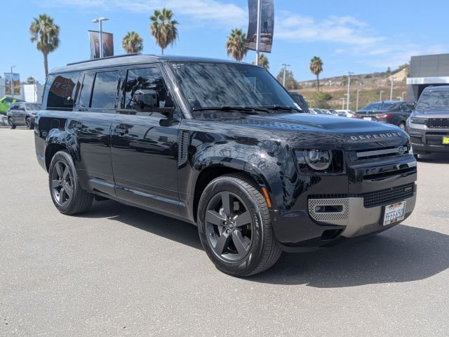 2023 Land Rover Defender 130 X-Dynamic SE 2023 Land Rover Defender 130 X-Dynamic SE