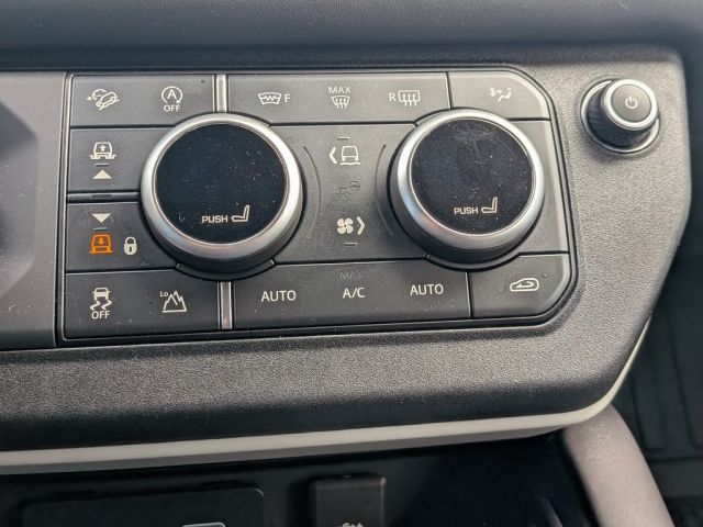 2023 Land Rover Defender 130 X-Dynamic SE 2023 Land Rover Defender 130 X-Dynamic SE