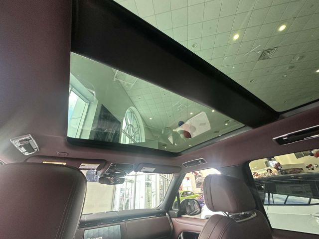 2023 Land Rover Range Rover P400 SE SWB
