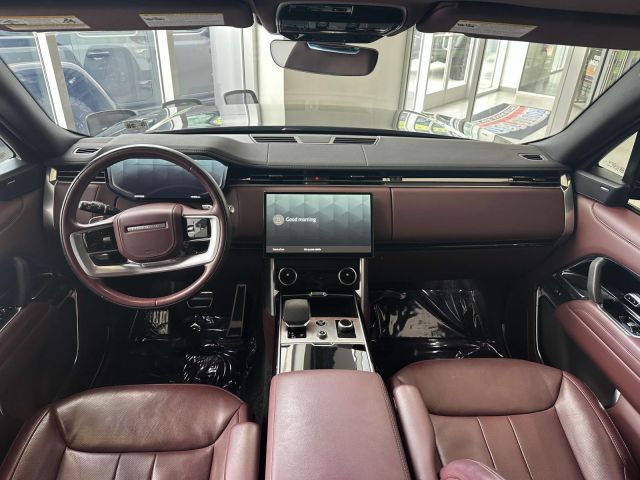 2023 Land Rover Range Rover P400 SE SWB